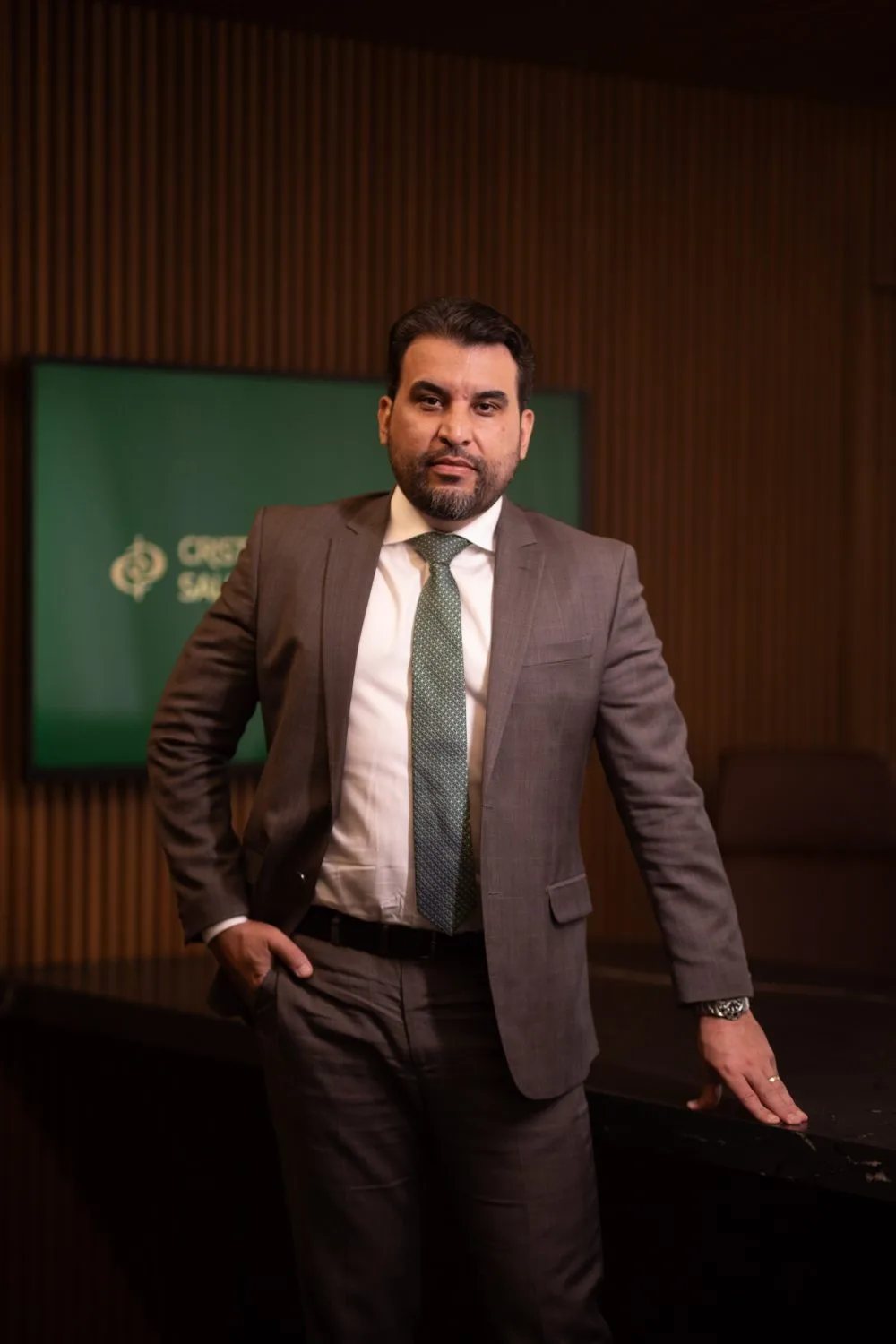 Dr. Cristiano Salles